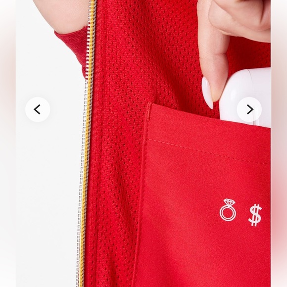 NWT FIGS Women’s Hibiscus Sydney Vest
XS - Hibiscus - Picture 6 of 7